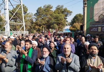 تقاضای رحمت از آسمان اصفهان