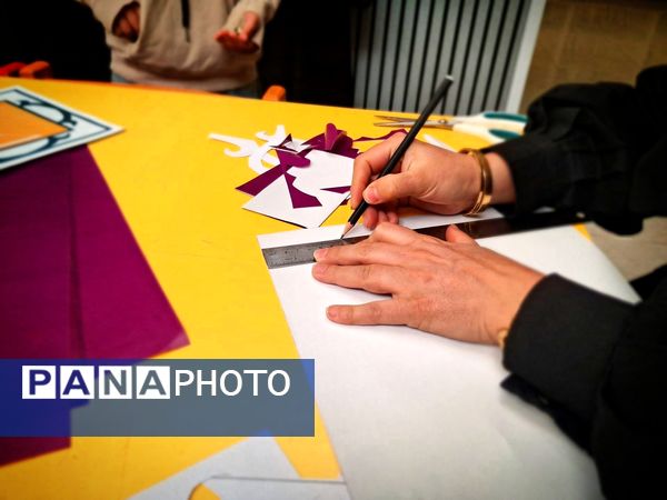 دنیای رنگی دست‌سازه‌های کودکان و نوجوانان در کانون پرورش فکری