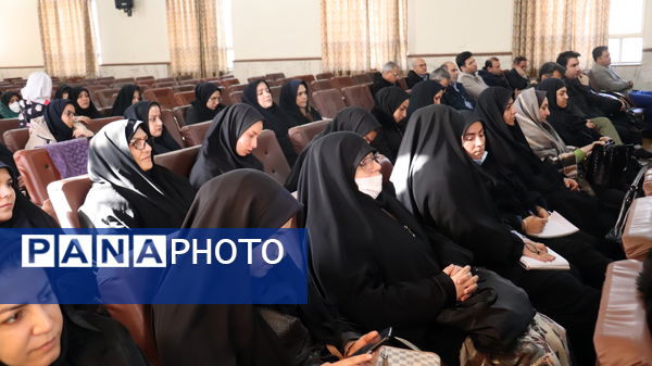 اولین روز دوره تربیت مربیان جدیدالورود تشکیلات پیشتازان سازمان دانش‌آموزی آذربایجان شرقی