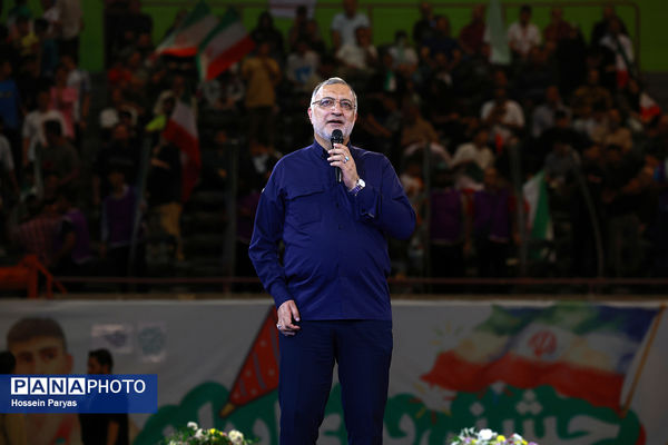 جشن قهرمانی تیم‌های ملی کشتی آزاد و فرنگی ایران