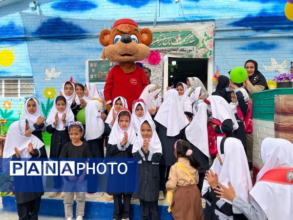 شکوفه‌های بهاری، میهمان مدرسه حدیثه دهنو شدند