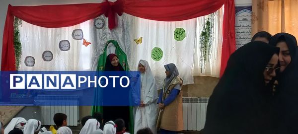 جشن مادر و دختری  در مدرسه تکتم خلیل آباد 