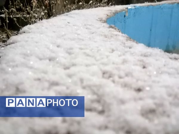 بارش برف پاییزی در شهرزیبای بار نیشابور 