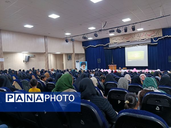 محفل دختران حاجی آباد برای تجدید بیعت با علی (ع)