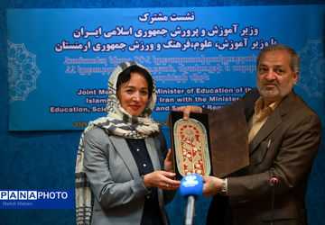 کاظمی: گسترش زبان و فرهنگ می‌تواند زمینه‌ساز روابط عمیق‌تر و پایدارتر شود/ آندراسیان: ارمنستان علاقه‌مند به توسعه ‌روابط آموزشی و فرهنگی با ایران است