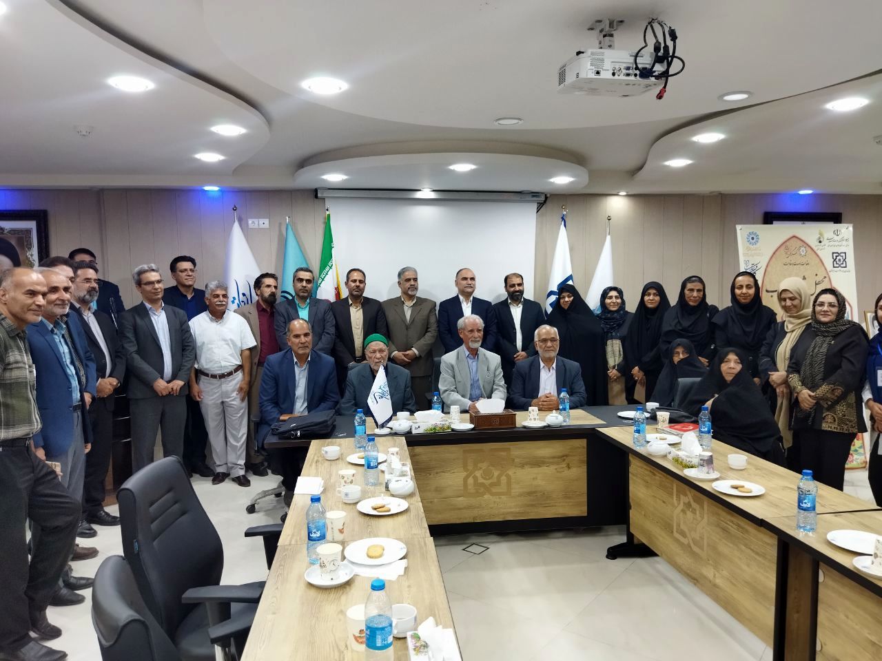 محفل شعر و ادب «یاد یاران»