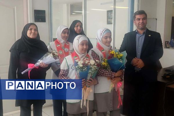 بازدید دانش‌آموزان پیشتاز از سازمان دانش‌آموزی مرکز