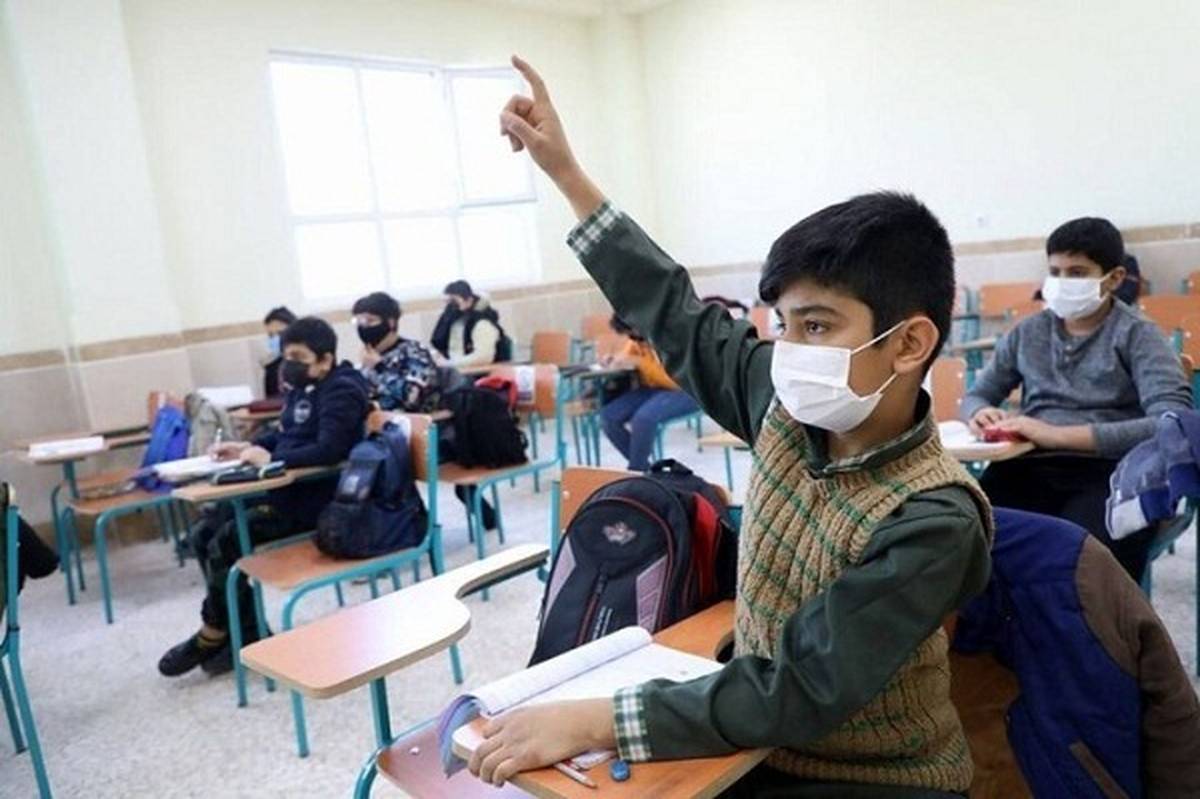 به دنبال گسترش سطح علمی دانشآموزان هستیم