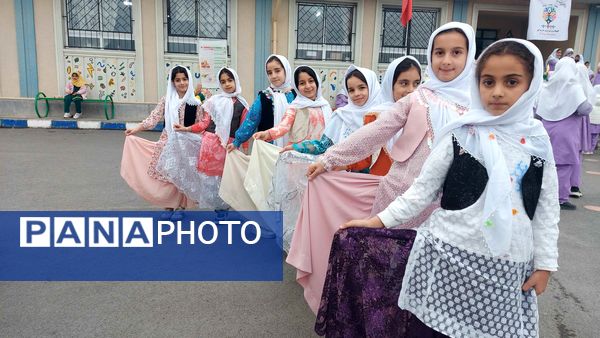 برگزاری مسابقات بومی محلی به مناسبت روز مادر