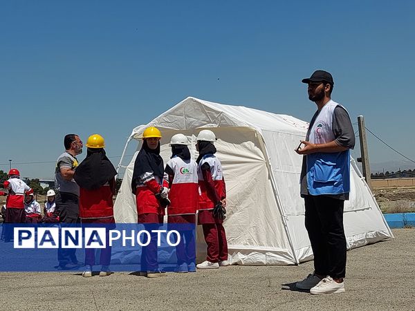 حضور دانش‌آموزان فیروزکوهی در دوازدهمین دوره المپیاد آماده دادرس