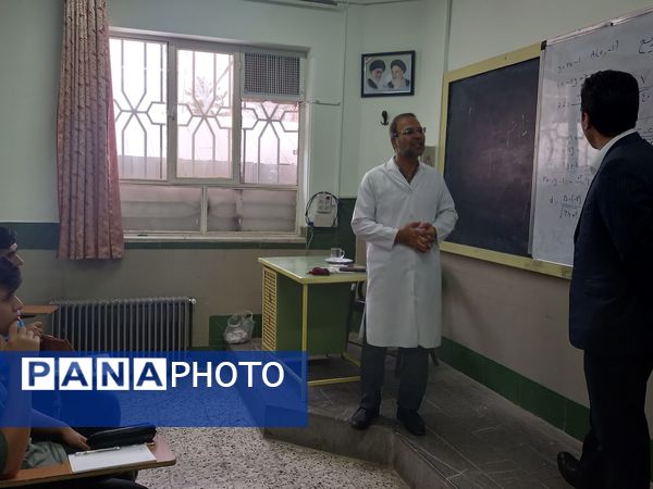 کلاس های تقویتی دبیرستان نمونه آیت الله خامنه‌ای کاشمر