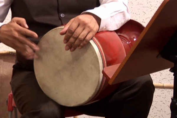ساز «تنبک»به قدمت پیش از اسلام می‌رسد