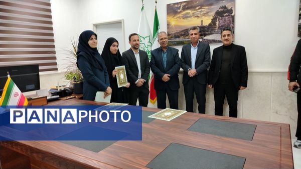 ملایر، شهر جهانی انگور و مبل و منبت ایران زمین