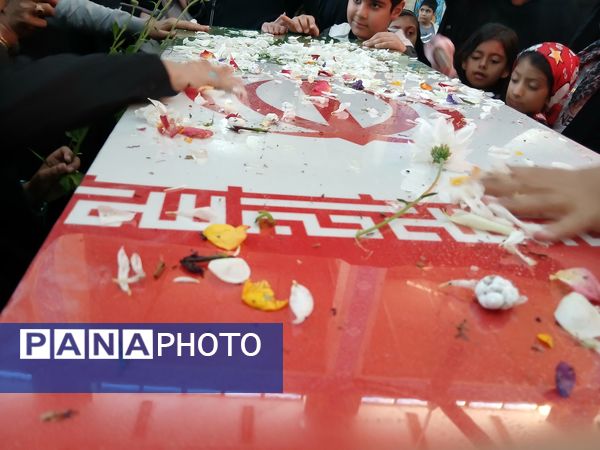 استقبال از شهید گمنام در مسجد امام حسین مجتبی (ع) محله سید میرزا