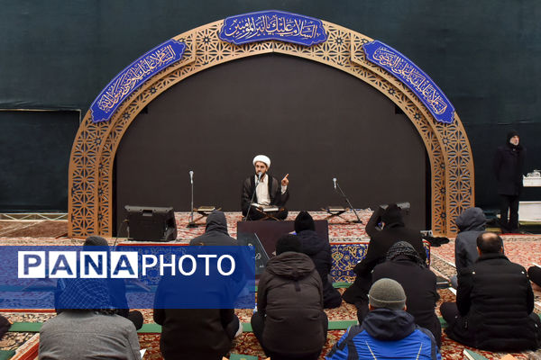 آیین معنوی اعتکاف در حرم مطهر رضوی- ۳