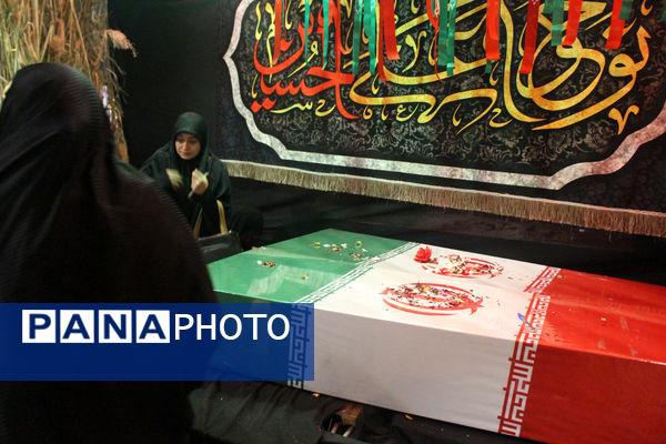 حال و هوای حضور نوجوانان در معراج الشهدای گمنام استان قم