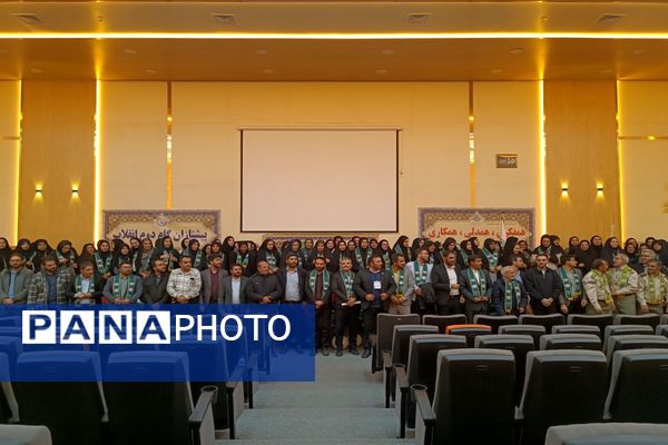 دوره تخصصی توانمندسازی مربیان تشکیلاتی سازمان دانش‌آموزی استان اردبیل