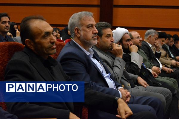 بدرقه دانش‌آموزان بهارستانی به راهیان‌نور