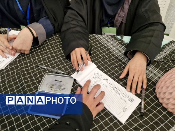 انتخابات پرچمداران حل مسئله ایران مقتدر در مدرسه شاهد شهیده سهام خیام