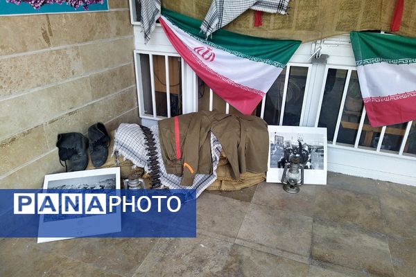 زنگ مهر و مقاومت در دبیرستان استعدادهای درخشان فرزانگان شهریار طنین‌انداز شد
