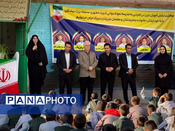 افتتاح کتابخانه در دبستان شهید اسلامی تبادکان 