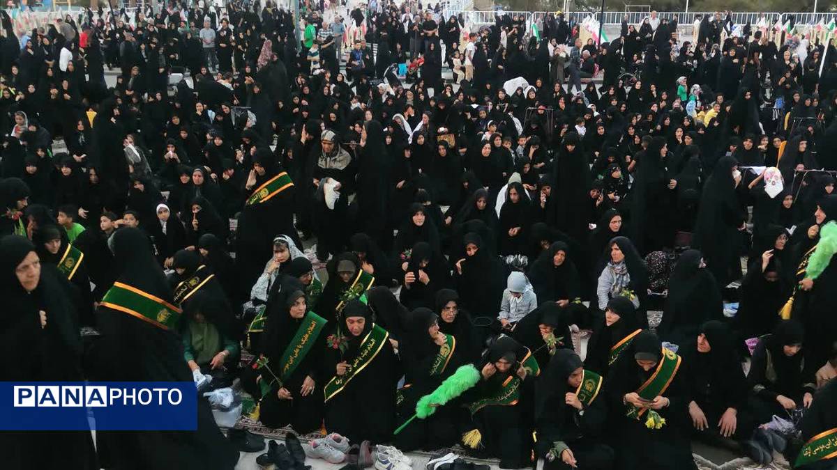 کاروان عزاداری «شمیم کرامت» در سوگ شهادت امام رضا (ع) در شهرضا به حرکت درآمد