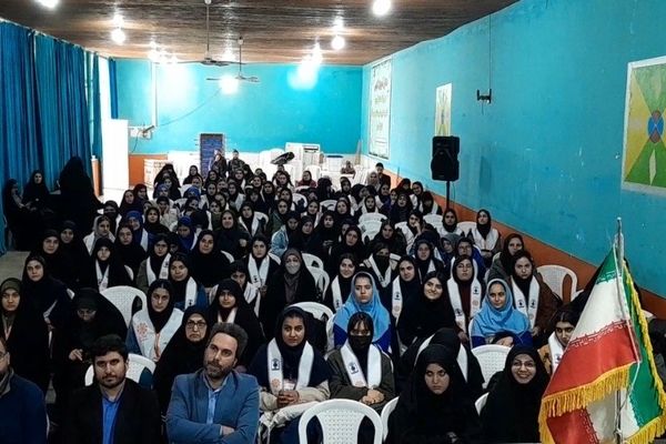 برگزاری همایش توجیهی و آموزشی همیاران مشاور گیلان در اردوگاه شهید مطهری فومن