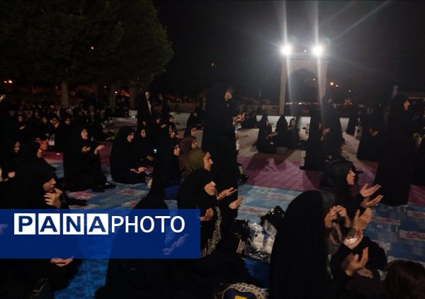 مراسم عزاداری سیدالشهدا در کنار مزار شهدای گمنام نیشابور