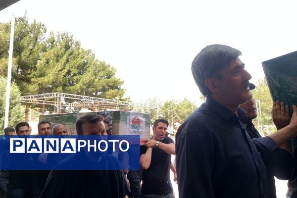 پیکر  پاک شهیدان ،روح الله سالک خراماو  مصطفی مرآتی در جمع مشتاقانشان  ولایت به خاک سپرده شد 