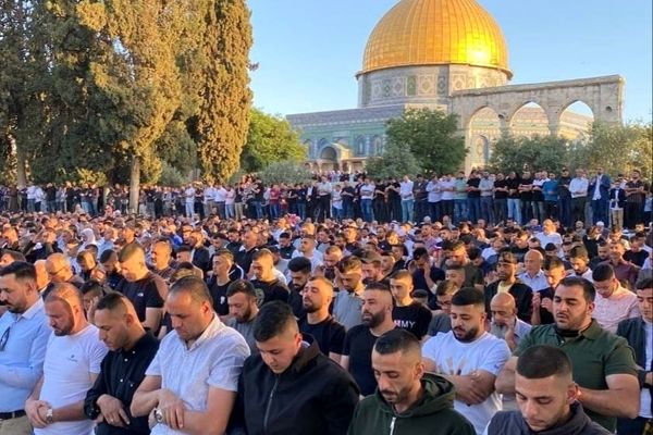 نماز عید فطر در مسجدالاقصی با حضور ۶۰ هزار فلسطینی