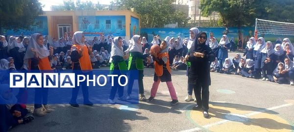  مسابقات ورزشی درون مدرسه‌ای به مناسبت هفته سلامت روان 
