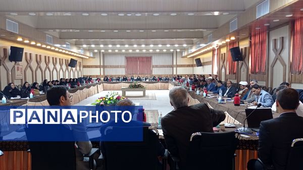 هم‌اندیشی مربیان و معاونین پرورشی در خلیل آباد