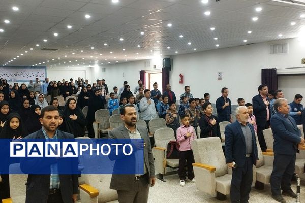 نشست تجلیل از خبرنگاران فعال پانا شهرستان خلیل‌آباد 