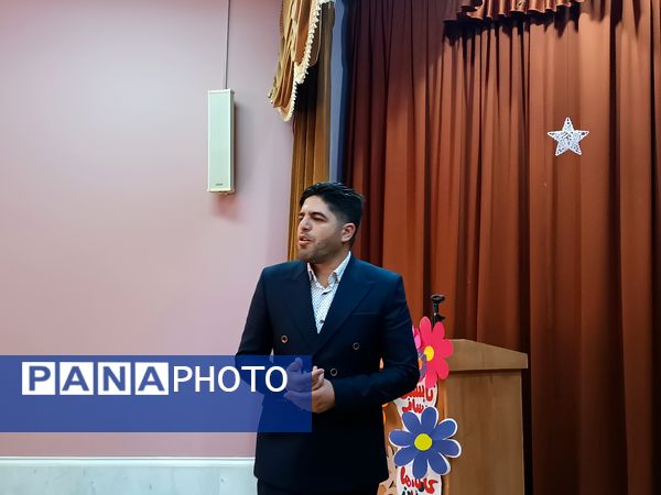  نخستین نشست انجمن اولیا و مربیان کانون پرورش فکری فارسان