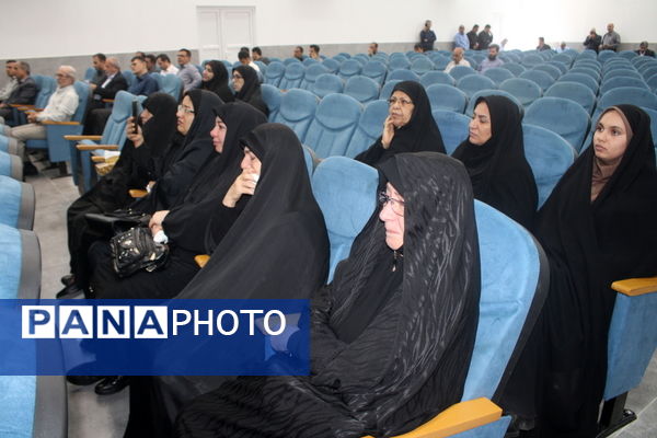  مراسم یادبود زنده یاد حاج محمد عباسی مدیر کل اسبق آموزش و پرورش استان بوشهر 