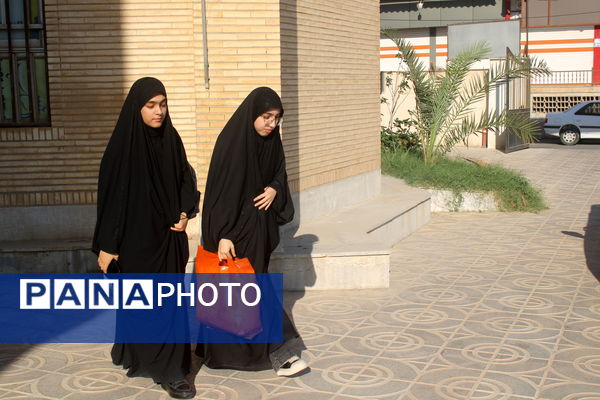 اعزام دانش‌آموزان پیشتاز استان بوشهر به مشهد مقدس