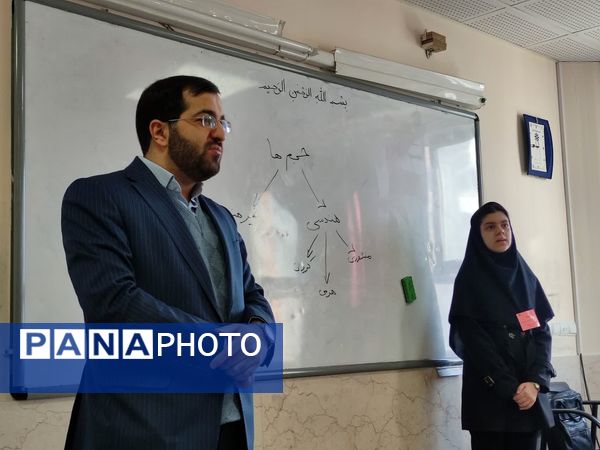 اداره یک روز مدرسه(طرح ایما) توسط دانش‌آموزان دبیرستان فرزانگان استعداد درخشان ملارد