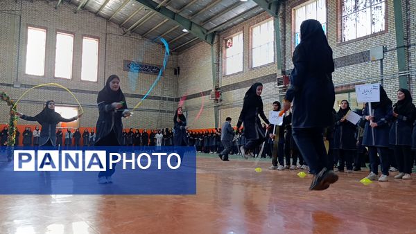 آغاز المپیاد ورزشی درون‌مدرسه‌ای در مدرسه مرضیه ملکان همزمان با سراسر کشور