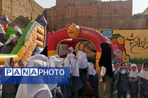 خانه کودک در مدرسه؛ تجربه‌ای نو برای دانش‌آموزان ورامینی 