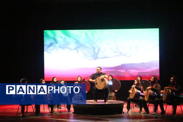 اختتامیه سی و پنجمین جشنواره تئاتر استان یزد