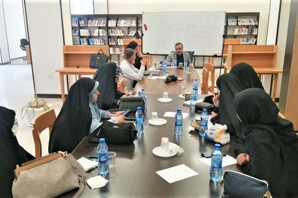 کارگاه آموزش داستان‌نویسی در موزه دفاع مقدس قم برگزار شد