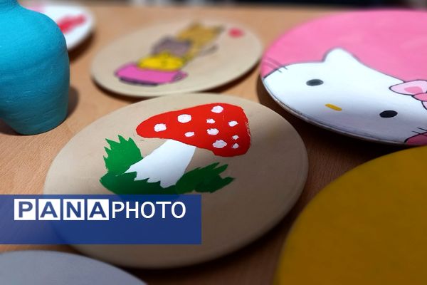 نمایشگاه هنری «هفته ماها» روایت تصویر از پیوندهای نادیدنی