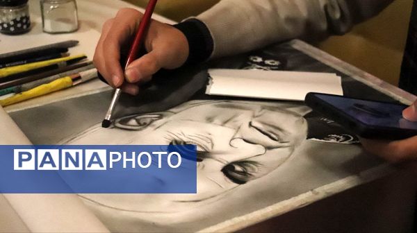 بازدید معاون وزیر از نمایشگاه دستاوردهای کانون‌های فرهنگی و تربیتی استان آذربایجان‌شرقی