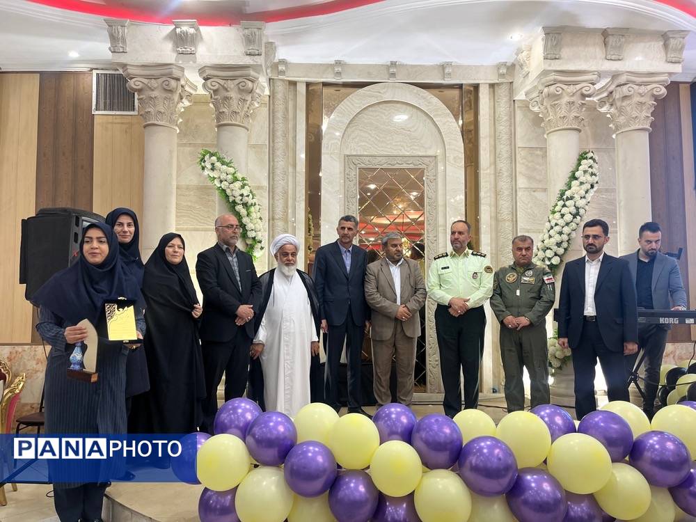 همایش هفته معلم شهرستان آبیک