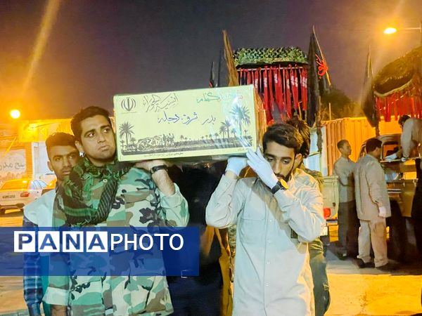 عشق و شور مردم میناب در تشیع پیکر شهدای گمنام