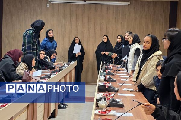 انتخابات انجمن های ورزشی دانش‌آموزی ناحیه دو بهارستان