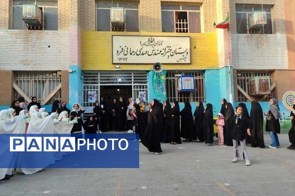حضور مردم غیور مشهد در چهاردهمین دوره انتخابات ریاست جمهوری در دبستان مهندس رحمانی فرد مشهد 