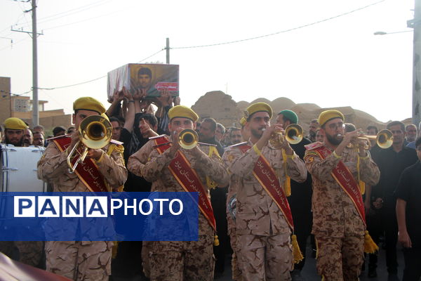 وداع یزد با شهید مدافع وطن