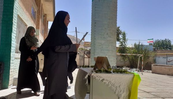 آغاز سال تحصیلی جدید با برگزاری جشن «جوانه‌ها» در بیرانشهر