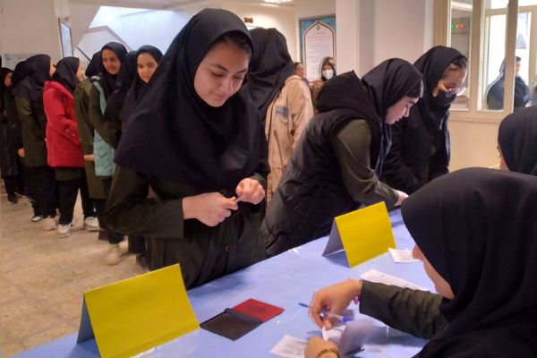 انتخابات شورای دانش‌آموزی در دبیرستان نمونه دولتی نماز شهرستان میاندوآب